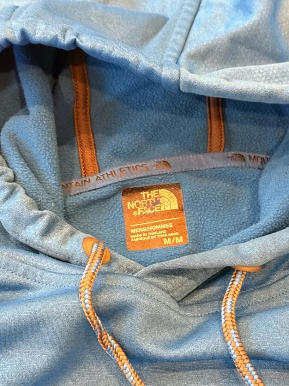 The North Face men's medium blue fleece lined sweatshirt